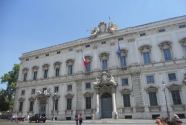 Palazzo_della_Consulta_Roma.jpg