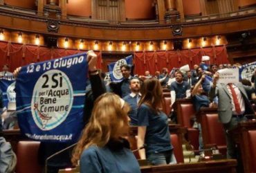 acqua Parlamento.jpg